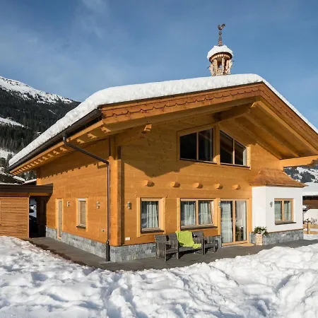 Boutique In Wald In Pinzgau With Garden