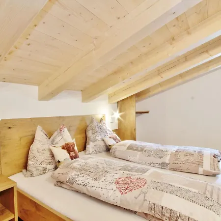 Boutique In Wald In Pinzgau With Garden