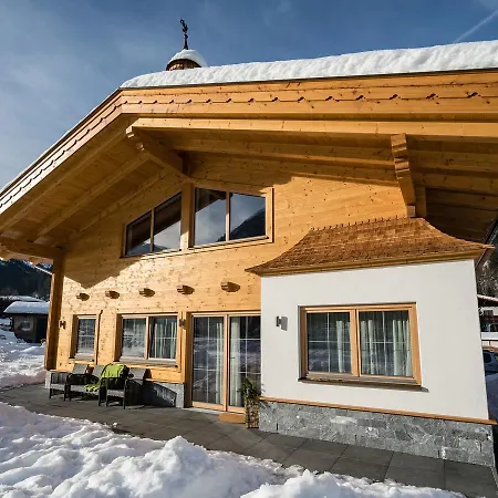Boutique In Wald In Pinzgau With Garden *